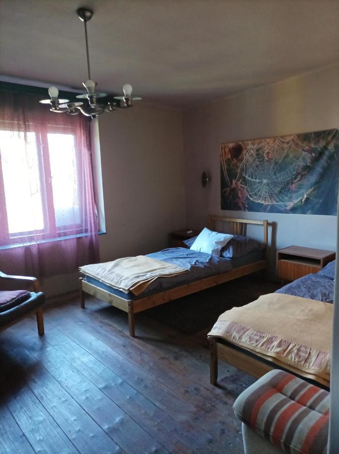 Bakancstanya Ketbodony Exteriér fotografie